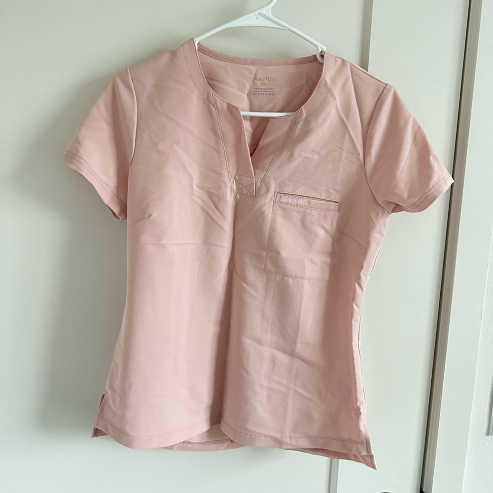 Jaanuu Scrub top & pants